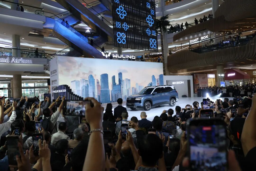 Жаңы кардарлар топторуна жетүү, жаңы өсүштү колго алуу! Eksion (Xingguang 560) Индонезияда расмий түрдө ишке киргизилген