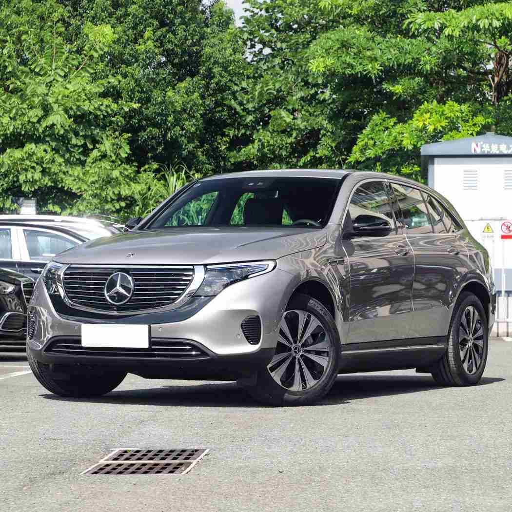 Mercedes EQC олен